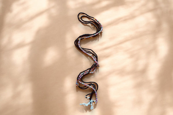 Waist Beads / Afrikanische Taillenkette - Ovie - Schwarz mix (Traditionelle nicht elastische Schnur)