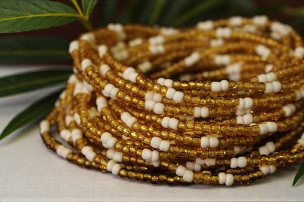 Waist Beads / Afrikanische Taillenkette - JESUOBO - Weiss / gold (elastisch)