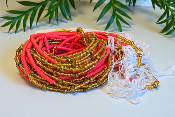 Waist Beads / Afrikanische Taillenkette - Osatome - Korallenrosa-rot mit Gold (Traditionelle nicht elastische Schnur)