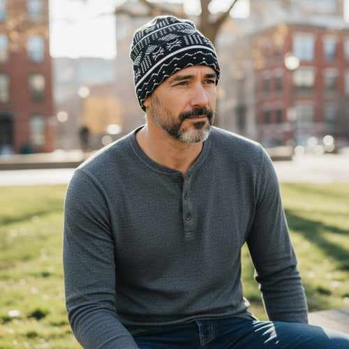 Afrikanische Wintermütze / Beanie - Schwarz Weiß Bogolan