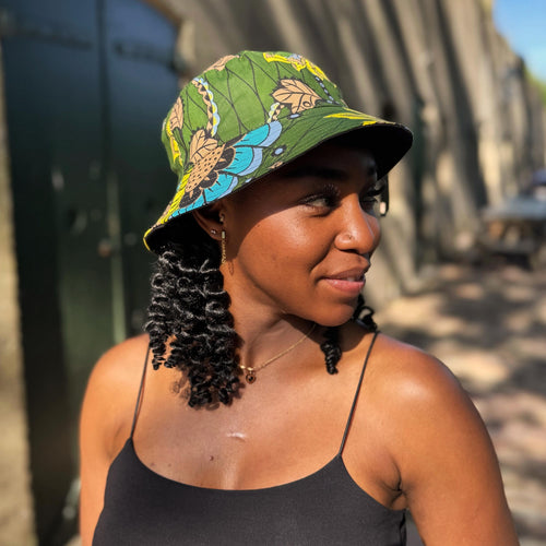Bucket hat / Fischerhut mit afrikanischem Print - Dunkelgrün & Gelb Botanical Flow - Kinder & Erwachsene Größen (Unisex)