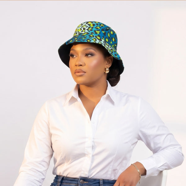 Bucket hat / Fischerhut mit afrikanischem Print - Türkis Blau Leopard Spots - Kinder & Erwachsene Größen (Unisex)