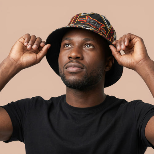 Bucket hat / Fischerhut mit afrikanischem Print - Schwarz Rot Toghu Bamenda Cameroon - Kinder & Erwachsene Größen (Unisex)