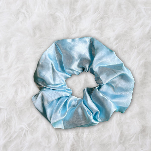 Hellblau Satin bonnet + Satin-Haargummi  ( Schlafhaube / Hair Bonnet / Nachtmütze zum Schlafen )