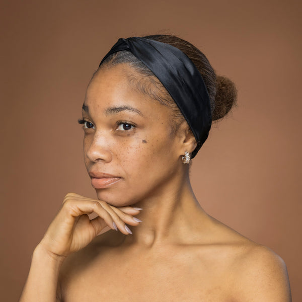 Schwarzer Satin-Haarband mit Twist - Stirnband / Kopfband für Erwachsene