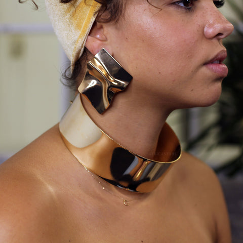 Afrikanisches Halsband / Choker / Goldene hohe Halskette Set + Ohrringe