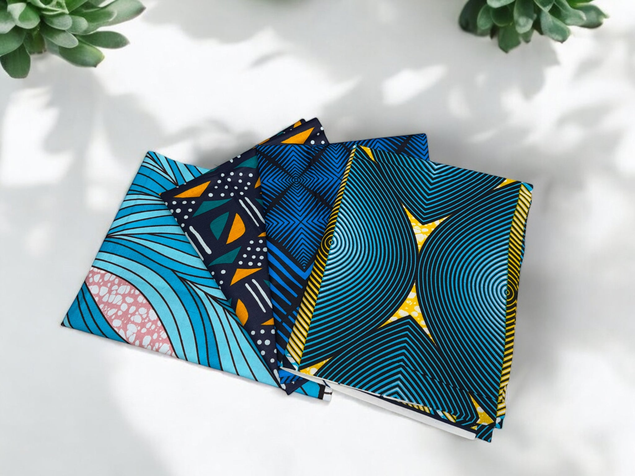 4 Fat Quarters - Mix x Patchworkstoffe / Quiltingstoffe - Afrikanischer Stoff