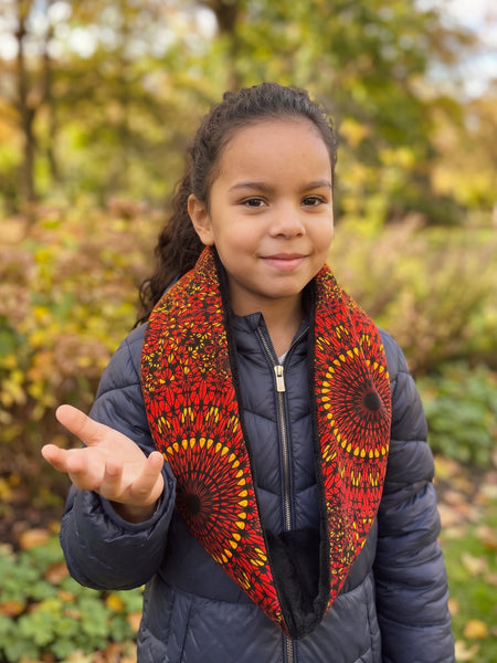 Warmer Rollkragenpullover Schal für Kinder mit afrikanischem Print Unisex - Rot Sunfire Bloom