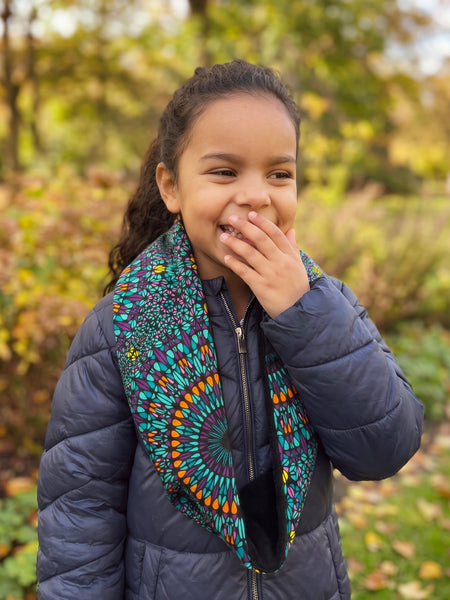 Warmer Rollkragenpullover Schal für Kinder mit afrikanischem Print Unisex - Türkis Lila Ocean Eye