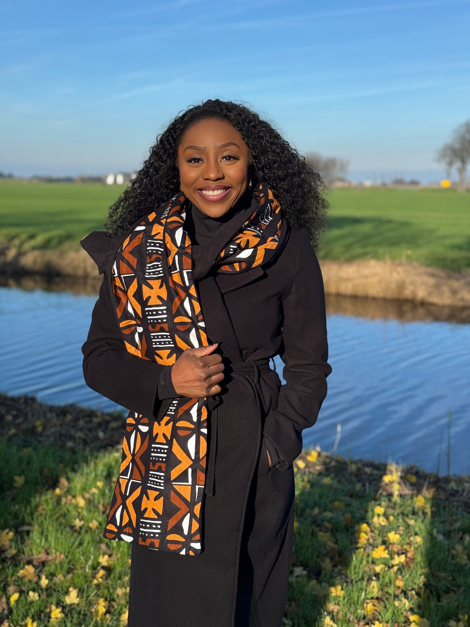 Afrikanischer Print Schal Unisex - Schmales Modell - Braun Cross Bogolan