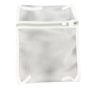 Wäschenetz / Wäschesack weiß mit Reißverschluss (schützt Satin in der Waschmaschine)
