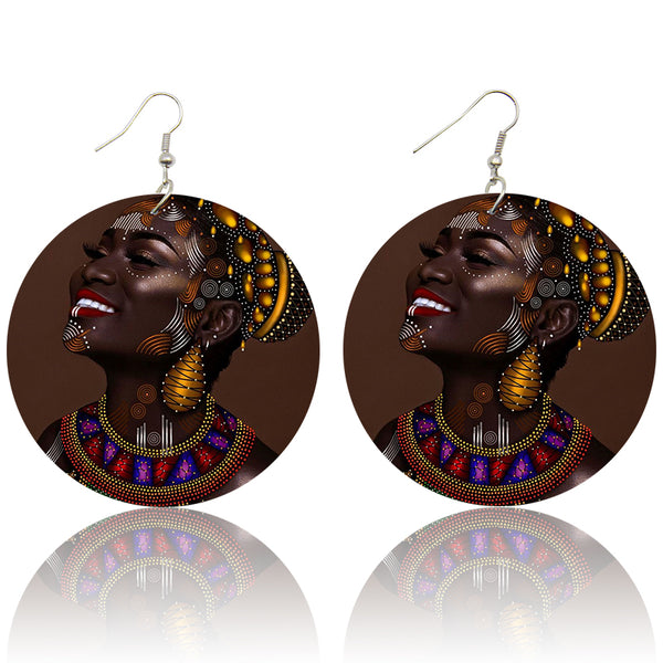 Traditionelles Porträt - Afrikanische Ohrringe