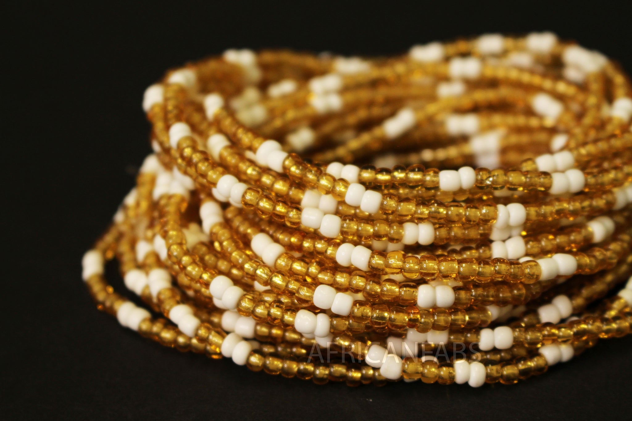 Waist Beads / Afrikanische Taillenkette - JESUOBO - Weiss / gold (elastisch)