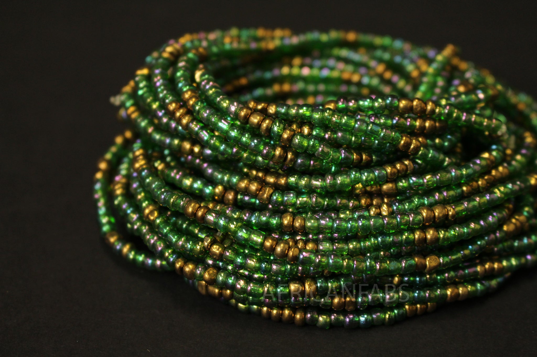 Waist Beads / Afrikanische Taillenkette - OGHOGHO - Grün / gold (elastisch)