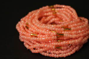 Waist Beads / Afrikanische Taillenkette - OSAZE  - Pfirsich / gold (elastisch)