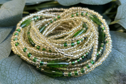 Waist Beads / Afrikanische Taillenkette - ADAMAZA - Grün (elastisch)