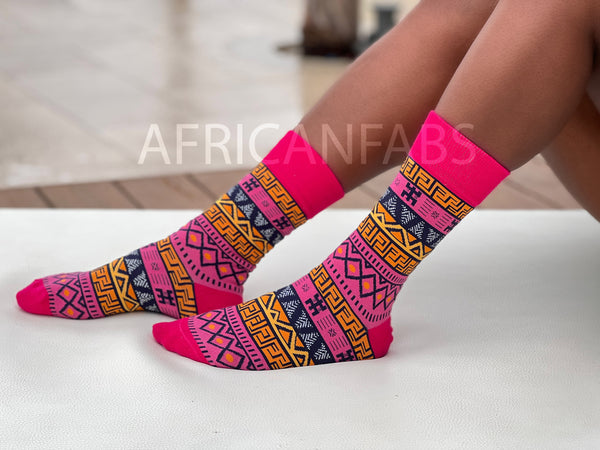 SCHAL + SOCKEN-SET - Warmer Schal mit afrikanischem Kente Lila / rosa Print + Socken