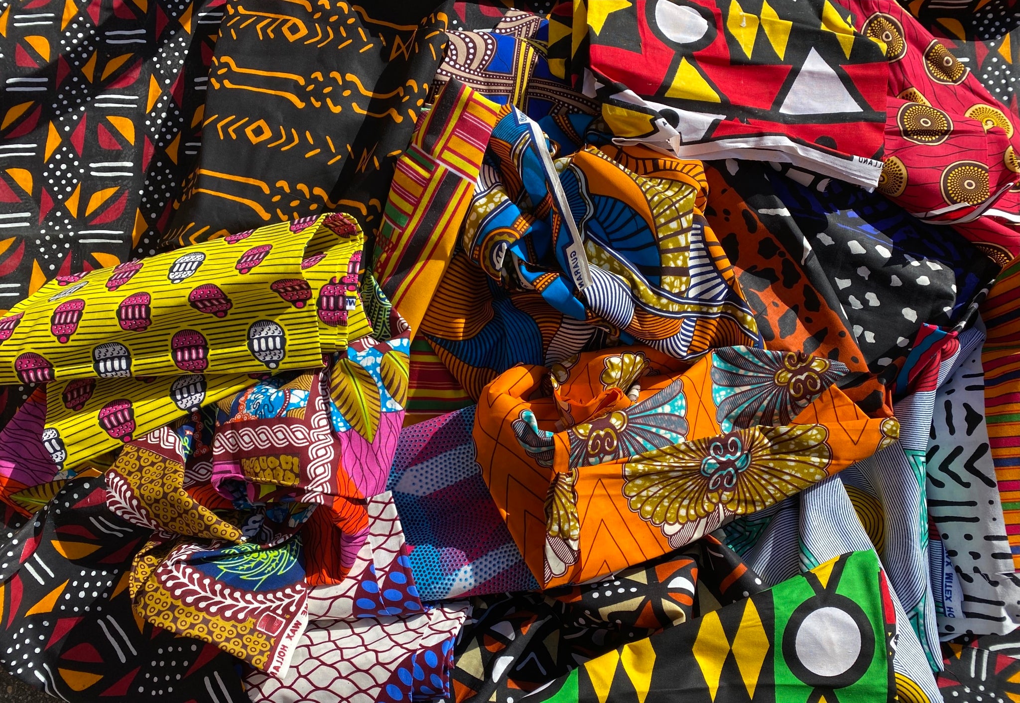 6 Yards gemischte afrikanische Stoffe 6 verschiedene Designs - Mix aus Resten für Projekte ed